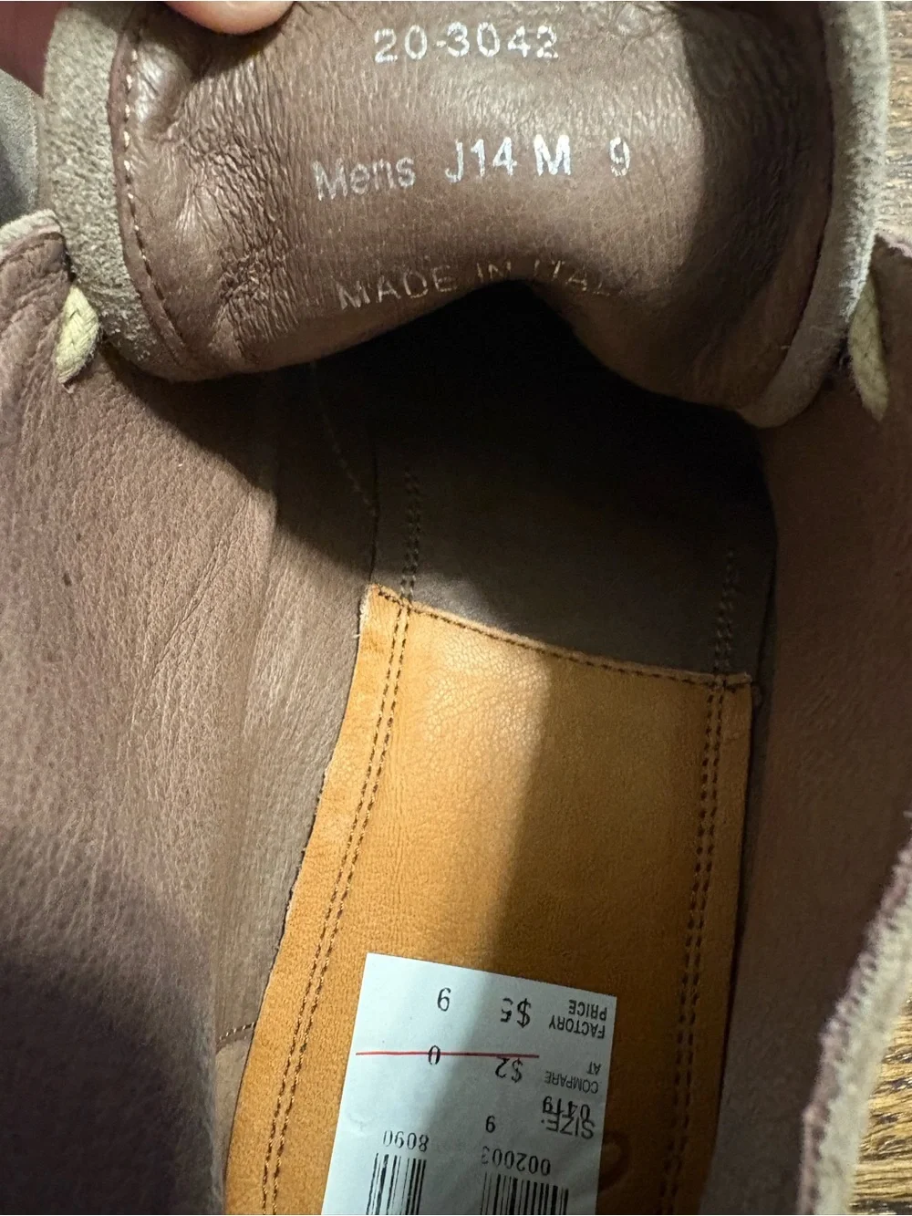 Johnston & Murphy Men's Suede Chukka Boots in Beige